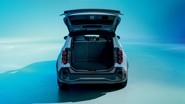 seuil de chargement - Renault 4 E-Tech électrique