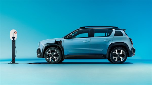 courant alternatif - Renault 4 E-Tech 100% électrique