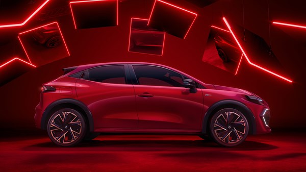 vue 3/4 arrière - Renault Clio