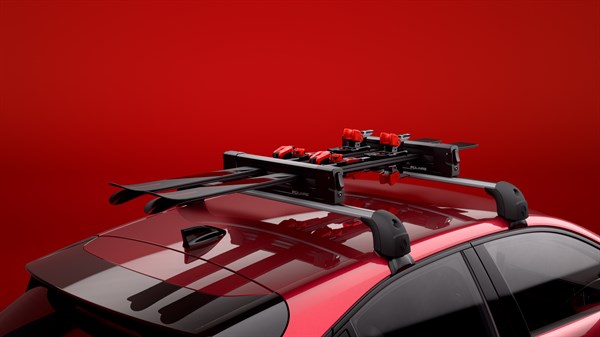 porte-skis sur barres transversales - Renault Clio