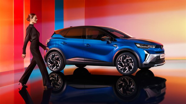 contrat de location longue durée - citadine - Renault Captur full hybrid E-Tech