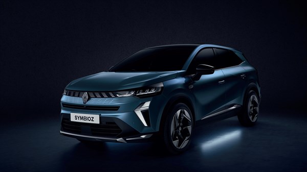 Renault Symbioz full hybrid E-Tech - lumière d'apporche sous caisse